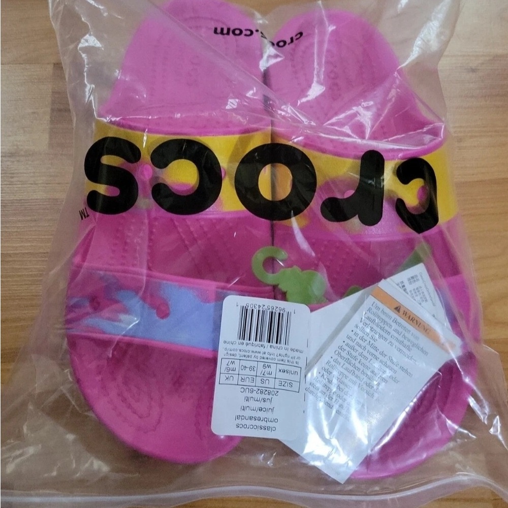 Crocs  CLASSIC OMBRE Womens Summer Lightweight Sandal Juice/Multi Pink